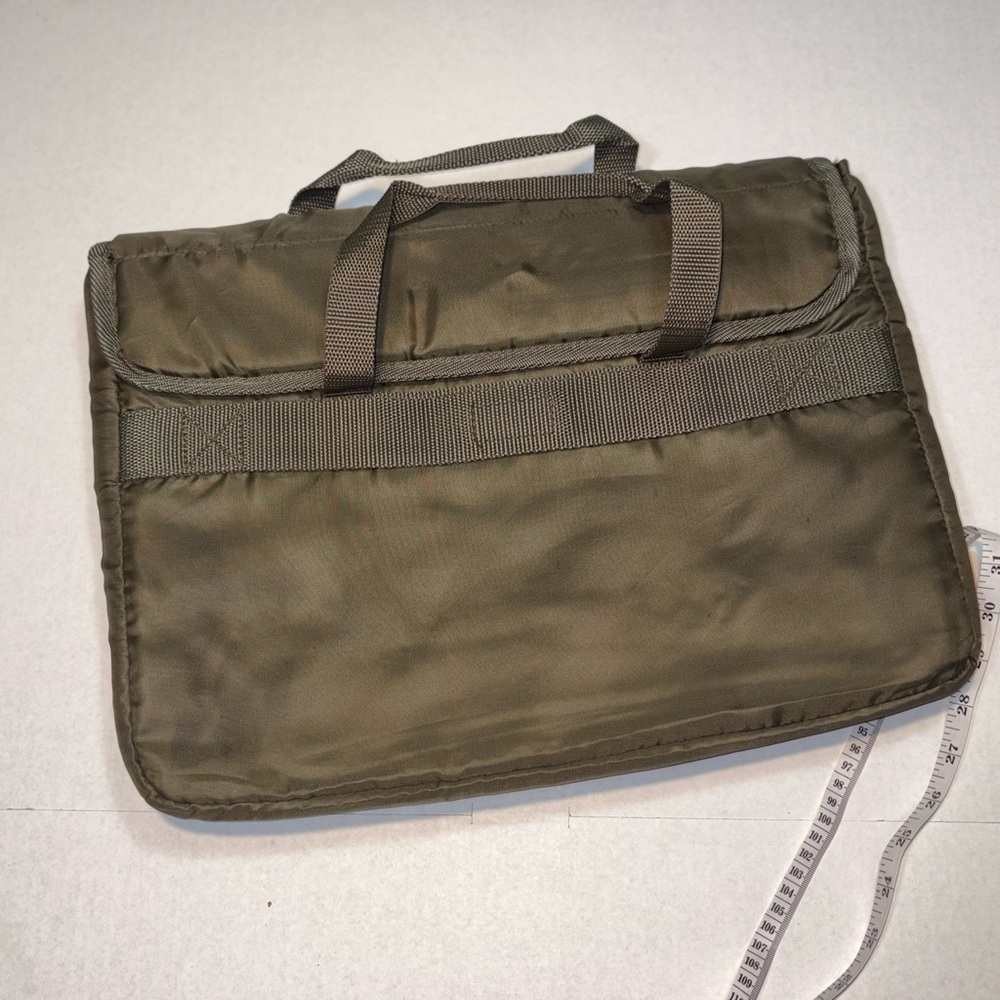 High Sierra Army Green Laptop or Messenger Bag pockets